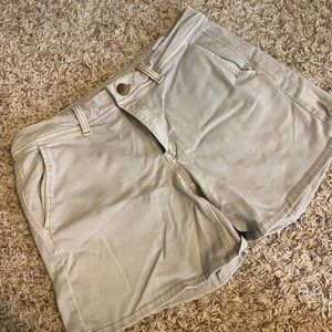 American eagle khaki shorts